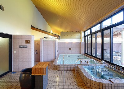 お風呂のご紹介 店舗数日本一の風呂屋 極楽湯